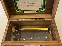 Muziek speeldoos, thorens , 4 melodien ca 1950-1960 - afbeelding 3 van  7