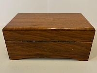 Muziek speeldoos, thorens , 4 melodien ca 1950-1960 - afbeelding 6 van  7