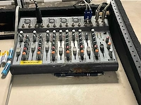 Muziekinstallatie met speakers - afbeelding 2 van  7