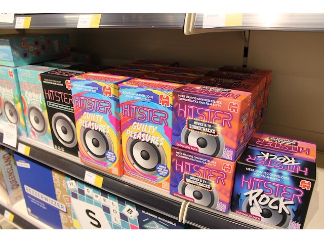 Muziekspellen jumbo hitster w.o. bingo, summerparty, guilty pleasures, movies &tv, rock, ruim 30 stuks. - afbeelding 4 van  5