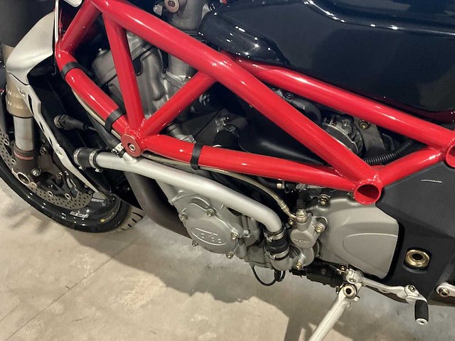 Mv agusta - brutale - f4 750s - motorfiets - afbeelding 21 van  35