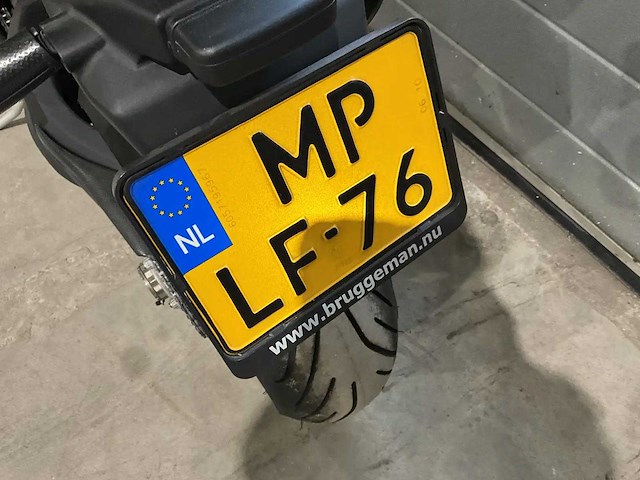 Mv agusta - brutale - f4 750s - motorfiets - afbeelding 26 van  35