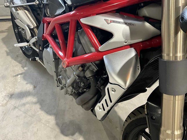 Mv agusta - brutale - f4 750s - motorfiets - afbeelding 23 van  35