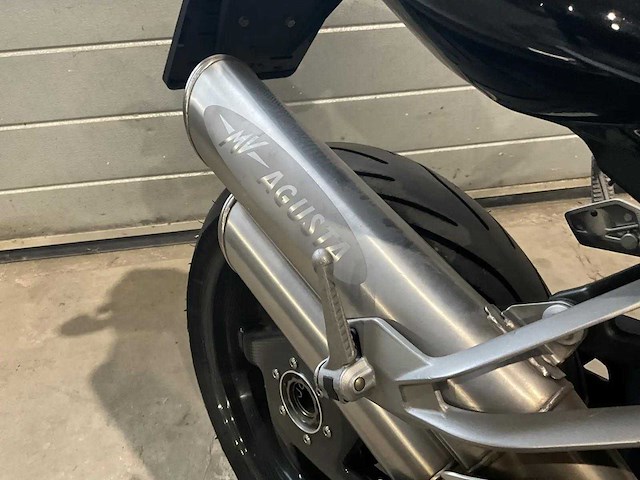 Mv agusta - brutale - f4 750s - motorfiets - afbeelding 33 van  35