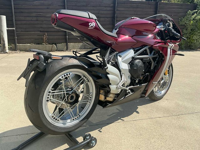 Mv agusta superveloce 98 edition 237/ 300 motorfiets - afbeelding 24 van  25