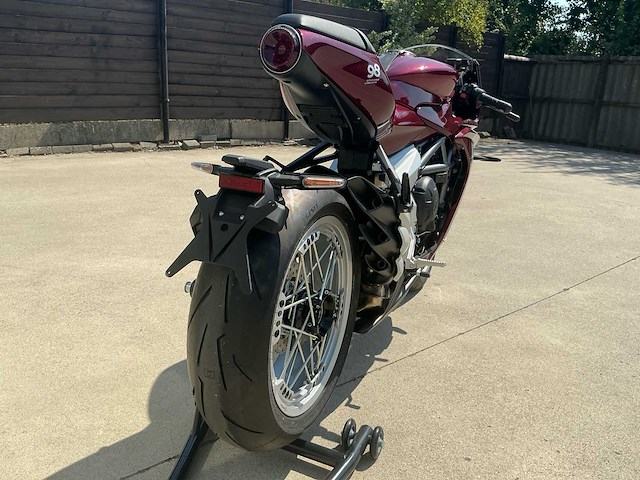 Mv agusta superveloce 98 edition motorfiets - afbeelding 2 van  34