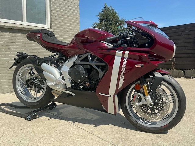 Mv agusta superveloce 98 edition motorfiets - afbeelding 13 van  34