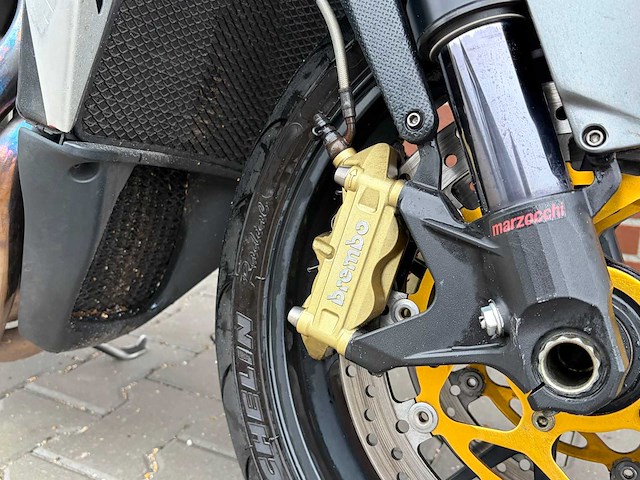 Mv agusta tour 910 s brutale motorfiets - afbeelding 16 van  16