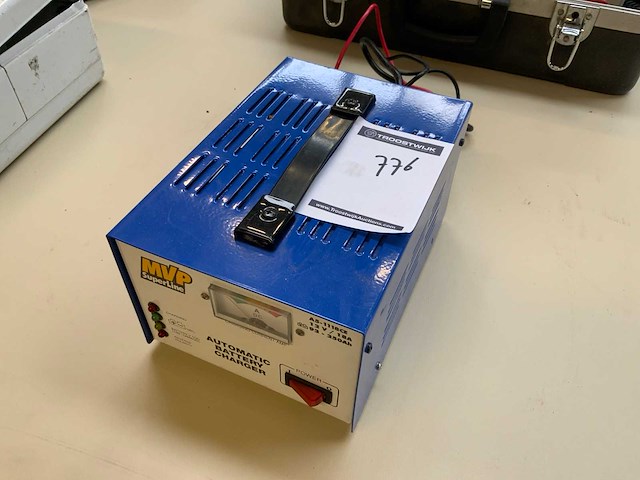 Mvp acculader - afbeelding 1 van  3