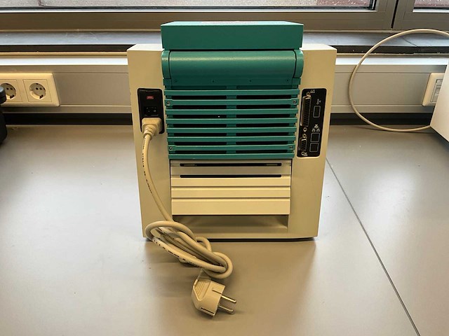 Mwg-biotech primus 96 plus thermocycler - afbeelding 6 van  7