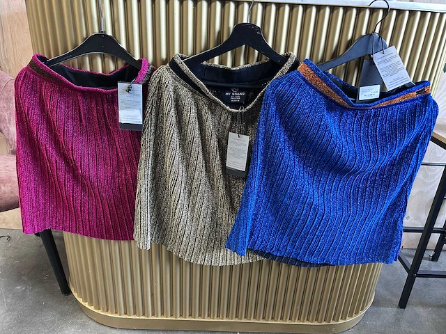 My brand - sweater, rok, broek (180x) - afbeelding 4 van  7