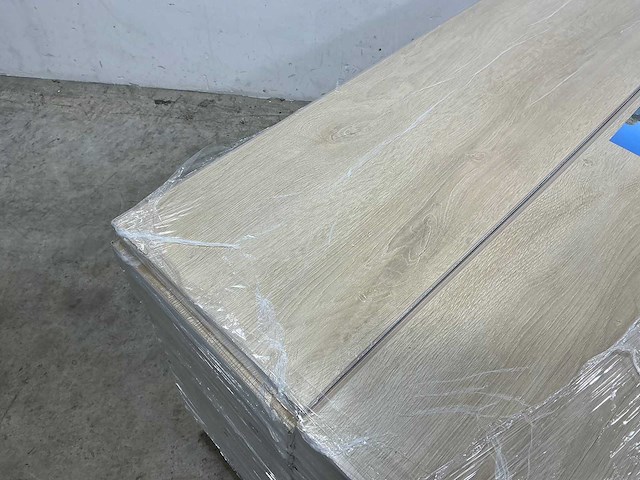 My floor - pavilion - zand eiken - laminaatvloer 71 m2 - afbeelding 1 van  4