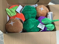 My little market -4 soorten groenten knuffels ( broccoli/ wortel/ aubergine/ champignon) - (672x) - afbeelding 6 van  9