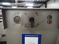 Myac - afbeelding 2 van  12