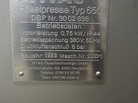 Myac - afbeelding 4 van  12