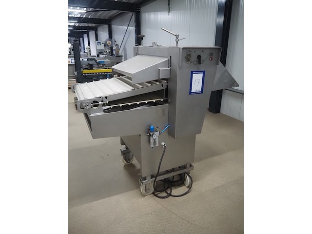 Myac - afbeelding 1 van  12