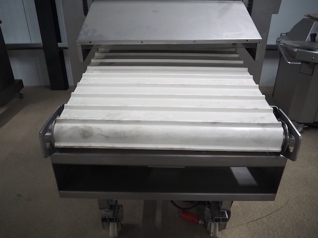 Myac - afbeelding 8 van  12