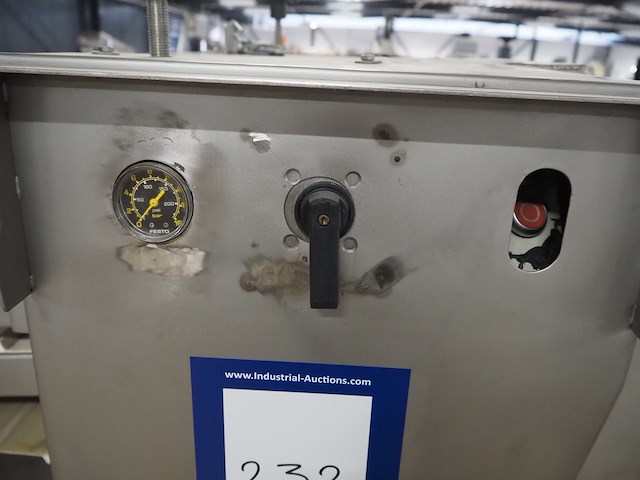 Myac - afbeelding 6 van  18