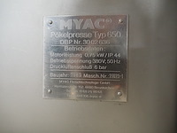 Myac - afbeelding 9 van  18