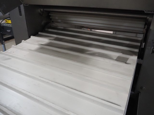 Myac - afbeelding 16 van  18