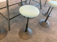 Mymobilis in hoogte verstelbare design kruk (4x) - afbeelding 3 van  5