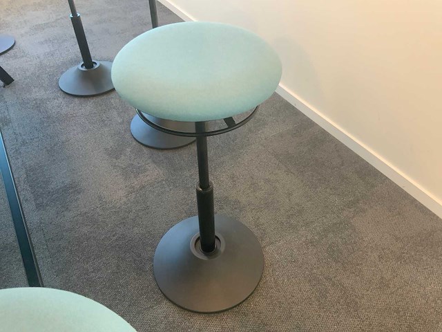 Mymobilis in hoogte verstelbare design kruk (4x) - afbeelding 5 van  5