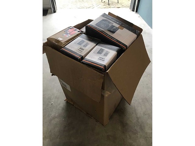 Mysteriebox diverse speakers speakerset - afbeelding 1 van  3