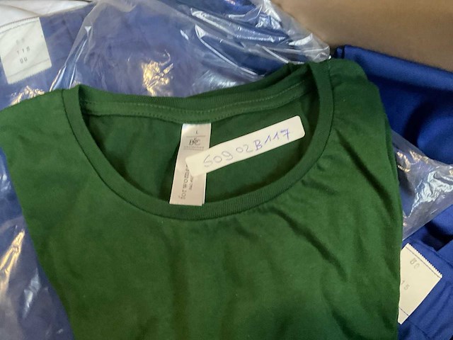 Mysterybox kleding - afbeelding 4 van  5