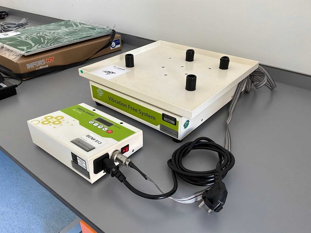 N-biotek nb-101src orbitale shaker - afbeelding 1 van  4