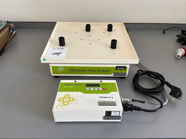 N-biotek nb-101src orbitale shaker - afbeelding 2 van  4