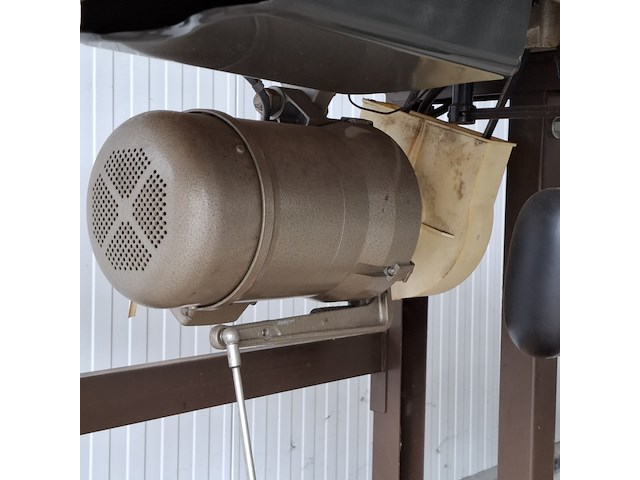 Naaimachine op onderstel, pfaff - afbeelding 6 van  18