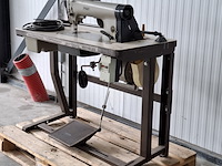 Naaimachine op onderstel, pfaff - afbeelding 12 van  18