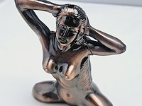 Naakte vrouw aansteker - afbeelding 3 van  4