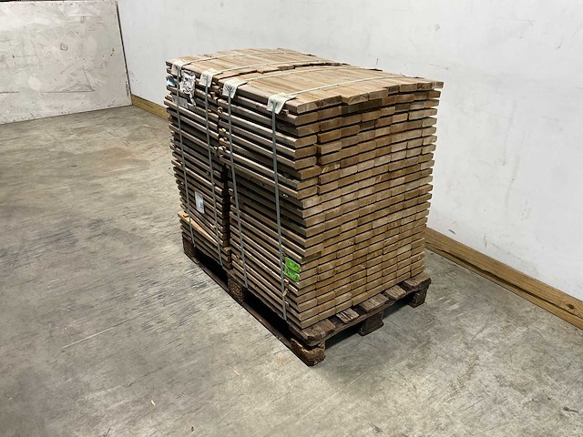 Naaldhouten balk geschaafd 30x100x540 mm - kdi bruin s4s r3 (384x) - afbeelding 1 van  3