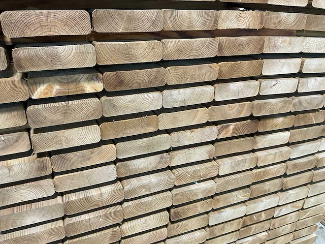Naaldhouten balk geschaafd 30x100x540 mm - kdi bruin s4s r3 (384x) - afbeelding 4 van  6