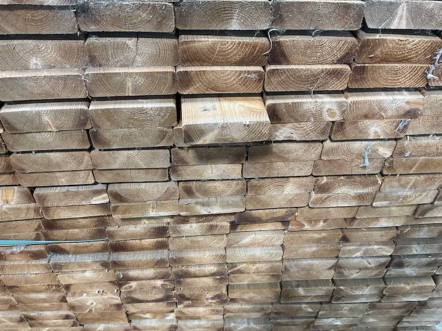 Naaldhouten balk geschaafd 30x100x540 mm - kdi bruin s4s r3 (616x) - afbeelding 5 van  7