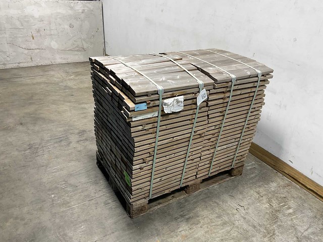 Naaldhouten balk geschaafd 30x100x600 mm - kdi bruin s4s r3 (368x) - afbeelding 1 van  6