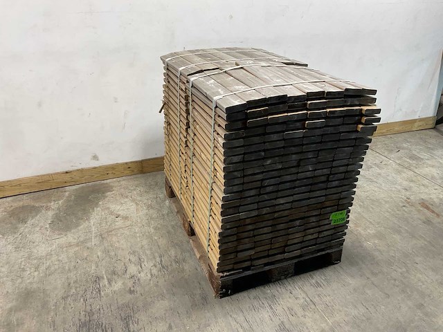 Naaldhouten balk geschaafd 30x100x600 mm - kdi bruin s4s r3 (368x) - afbeelding 4 van  5