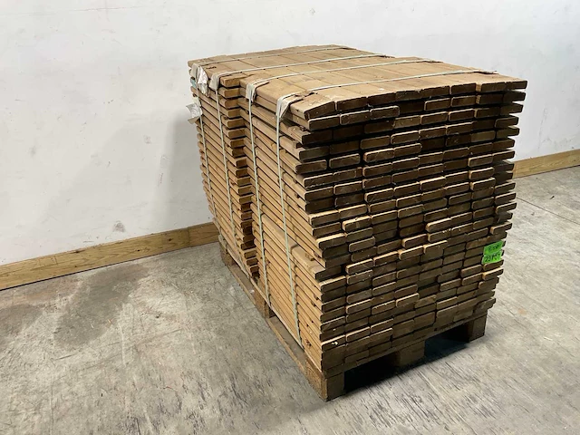 Naaldhouten balk geschaafd 30x100x600 mm - kdi bruin s4s r3 (384x) - afbeelding 2 van  3