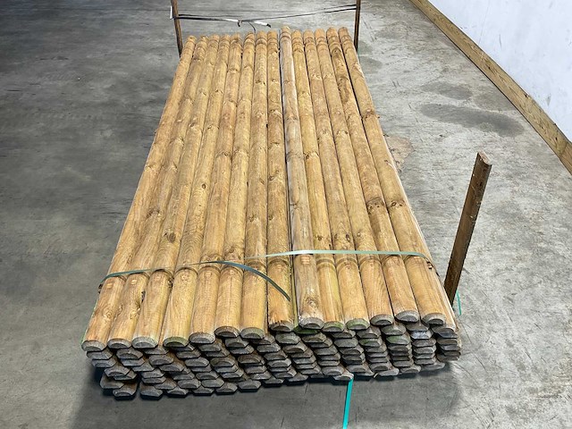 Naaldhouten paal halfrond ø80 mm x 250 cm - gekroond kdi bruin (180x) - afbeelding 3 van  8