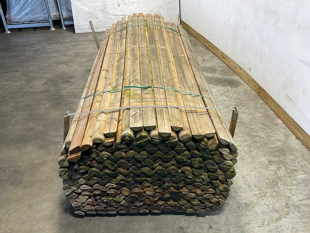 Naaldhouten paal halfrond ø80 mm x 300 cm - gekroond kdi bruin (279x) - afbeelding 3 van  7