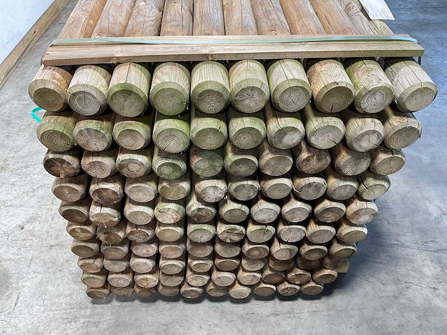 Naaldhouten paal rond ø100 mm x 189 cm - gekroond kdi bruin (100x) - afbeelding 6 van  7