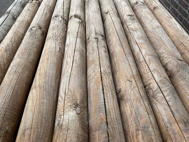 Naaldhouten paal rond ø100 mm x 189 cm - gekroond kdi bruin (100x) - afbeelding 5 van  10