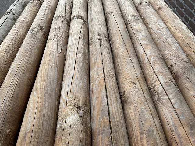 Naaldhouten paal rond ø100 mm x 189 cm - gekroond kdi bruin (100x) - afbeelding 6 van  11