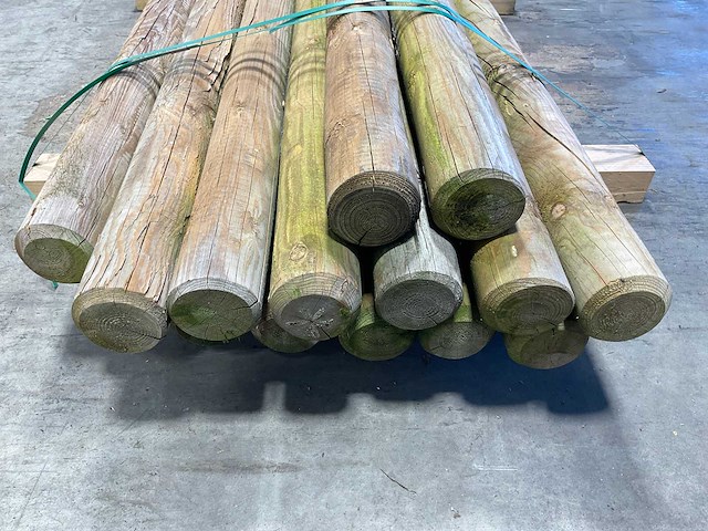 Naaldhouten paal rond ø100 mm x 189 cm - gekroond kdi bruin (15x) - afbeelding 8 van  9