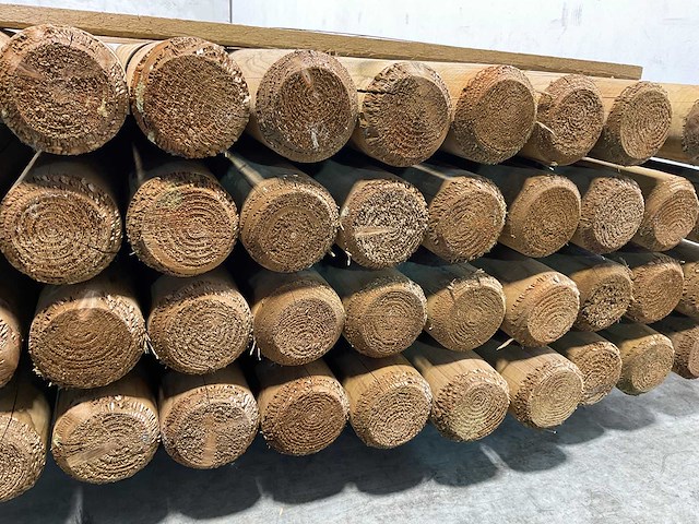 Naaldhouten paal rond ø100 mm x 300 cm - gekroond kdi bruin (40x) - afbeelding 2 van  5