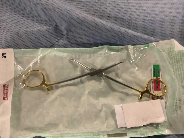 Naaldvoerder - afbeelding 1 van  2