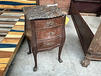 Nachtkastje - afbeelding 1 van  3