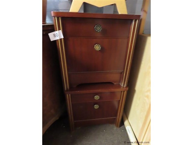 Nachtkastjes 2 stuks - afbeelding 1 van  3