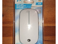 Nachtlamp met schemerschakeling 220v - afbeelding 1 van  3